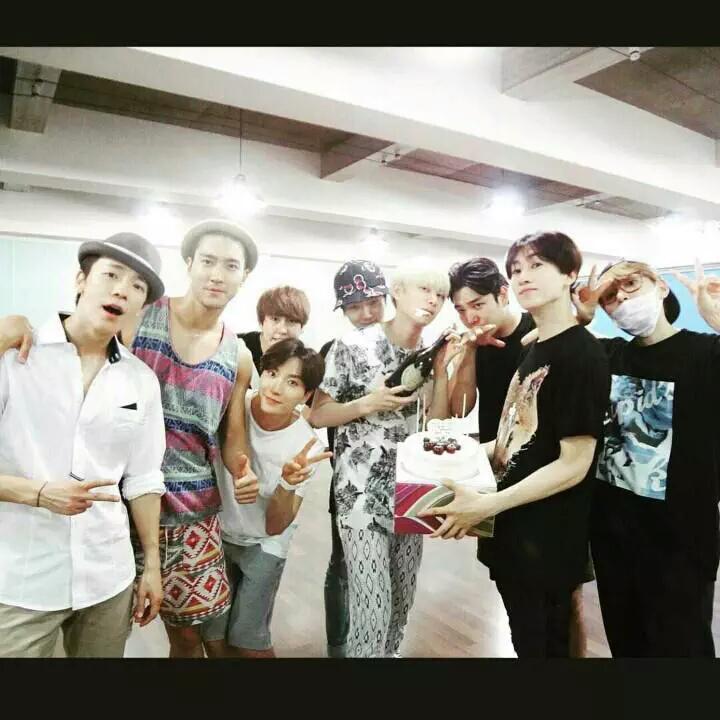 Yurigoodoo's tweet photo. 150710 special1004 instagram update: ..happy birthday.. 

#0710HeechulDay #HappyHeechulDay http://t.co/VR08Hqyh7i