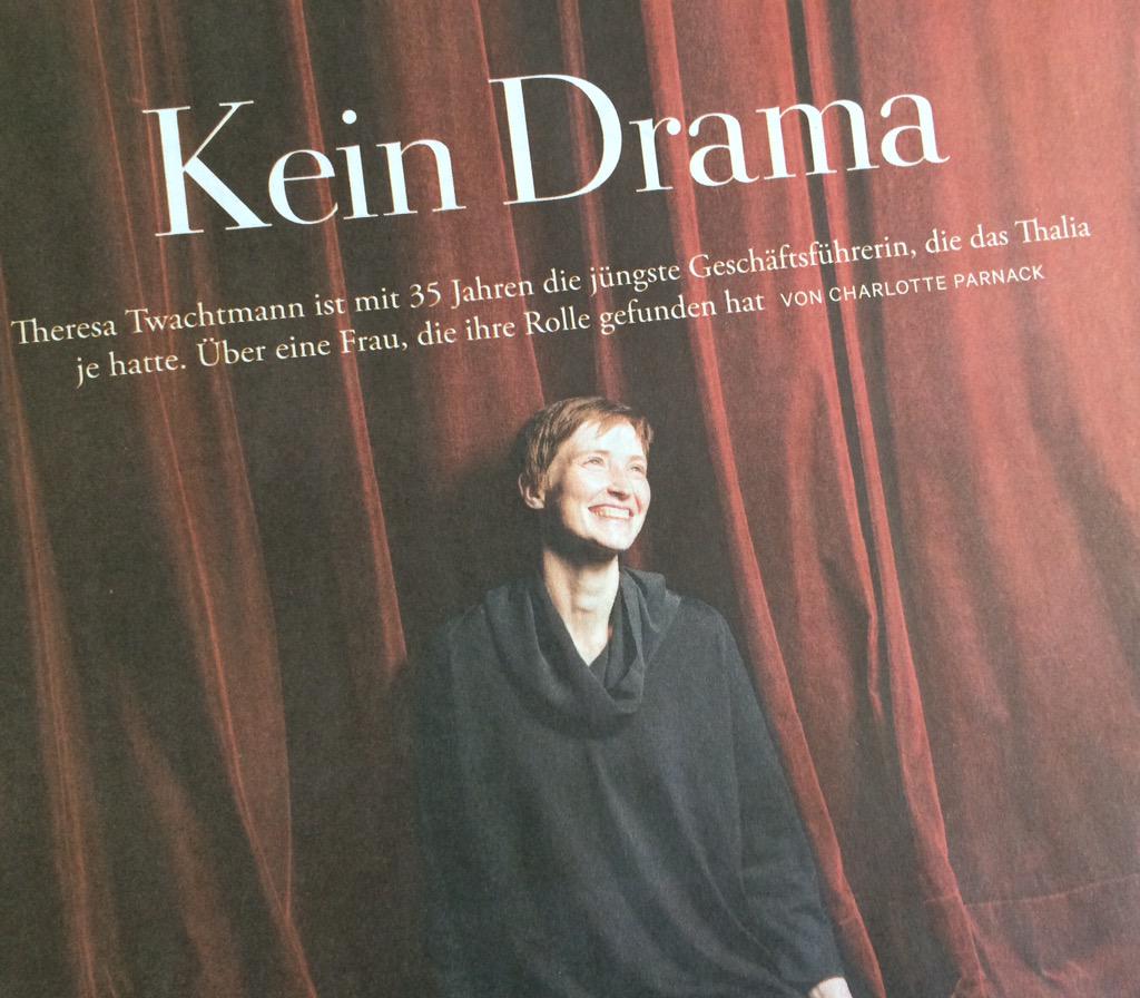ZEIT Hamburg (@zeit_hh) on Twitter photo Theresa Twachtmann ist die jüngste Geschäftsführerin, die das @ThaliaTheater je hatte. Ein Porträt von <a href="/Lotteparnack/">Charlotte Parnack</a> Theresa Twachtmann ist die jüngste Geschäftsführerin, die das @ThaliaTheater je hatte. Ein Porträt von <a href="/Lotteparnack/">Charlotte Parnack</a>