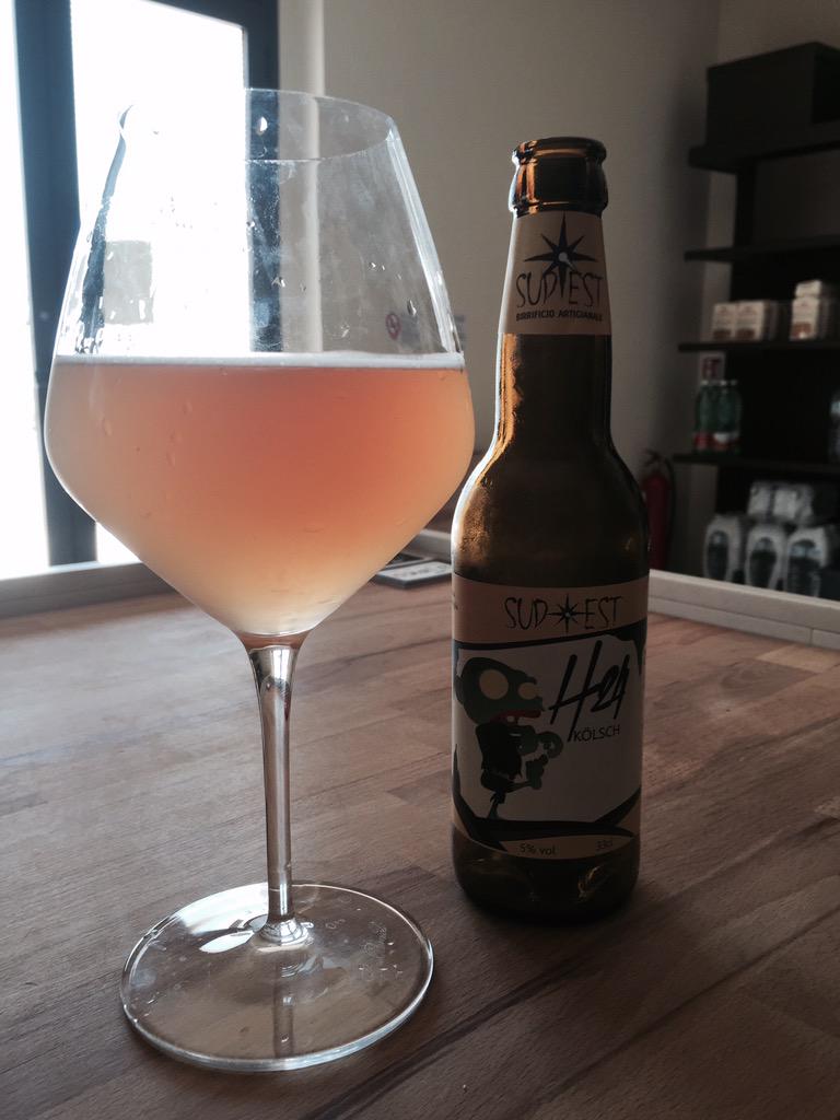 aTipicoComiso's tweet photo. #Kölsch #BirrificioSudEst #SicilianBrewery http://t.co/dRR1LtZTQ9