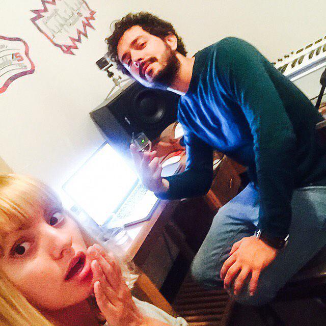 AlexandraStanR's tweet photo. Late night cooking with @DeMogaMusic #tabarademuzica3 #demoga #htagpr #fonogramrecords #alexandrastan http://t.co/gJTX2hmMJ1