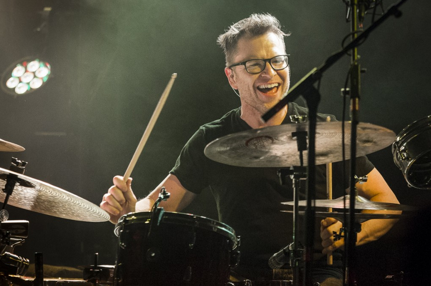   wishes drummer a very happy birthday! 