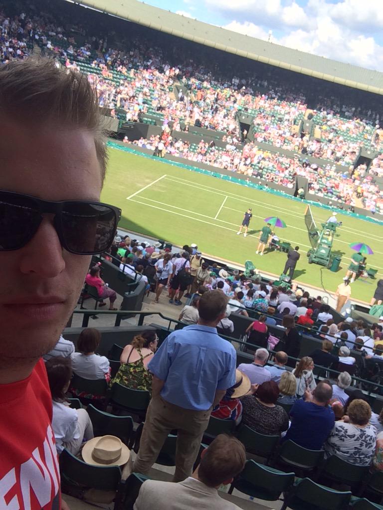 Wh0uter's tweet photo. @BabolatCanada #GenieWorld #Selfieoncourt #GenieForTheWin http://t.co/sS28jtp5ix