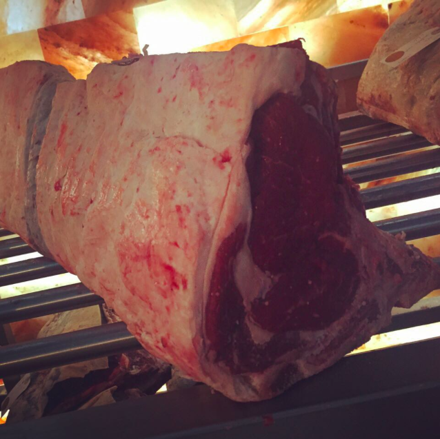 We're Salt Ageing this beef for 100 days.Who wants to try some? #DAY1 #DRYAGED #HIMALAYANSALT instagram.com/corriesbutcher…