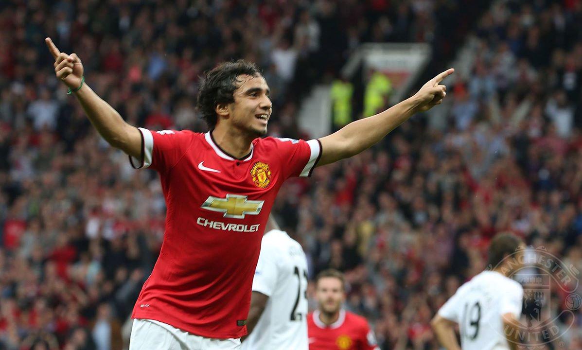 Happy birthday to Rafael da Silva and Ashley Young, who both celebrate birthdays today!  