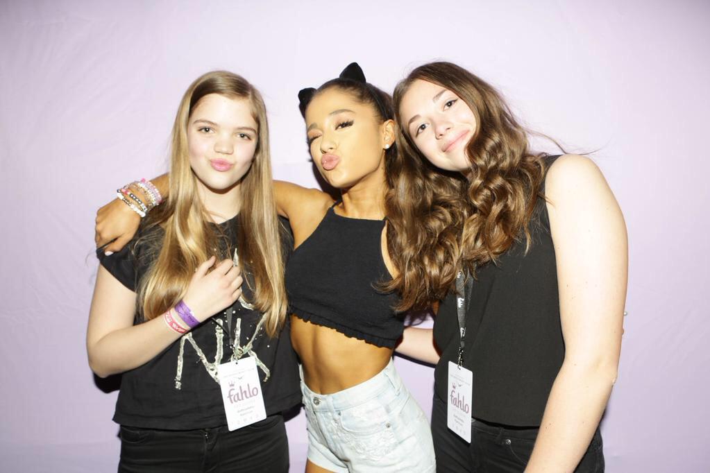 popgirlys's tweet photo. RT if having a m&amp;g with Ariana is the best decision you made💫 #ChoiceSummerTour The Honeymoon Tour http://t.co/eDTANyROLi