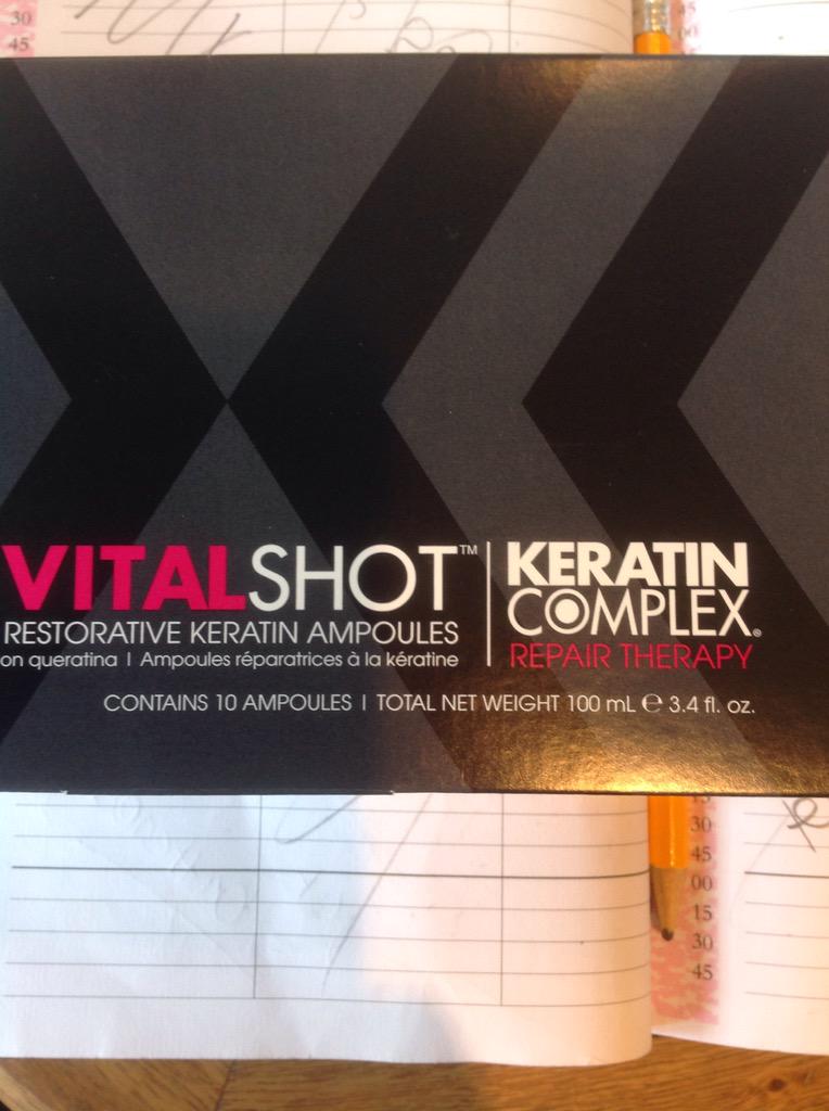 toe_top's tweet image. New in for all those colour addicts, add here into a colour treatment to help defeat frizz and brittle feeling! 💇🏼💇🏽