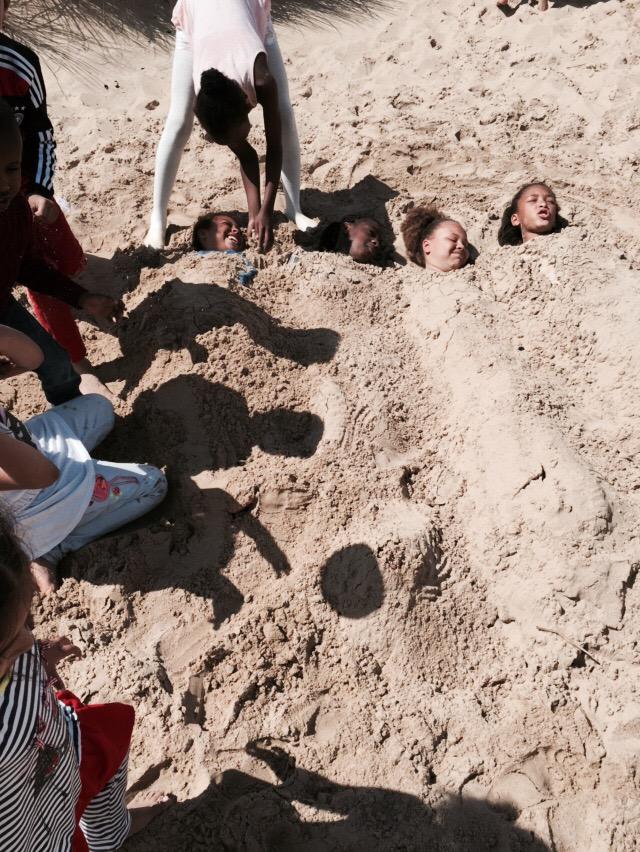 missrobinson82's tweet photo. @stsilasschool Windsor house children enjoying a thoroughly deserved reward trip to the beach http://t.co/y1K22cKgWr