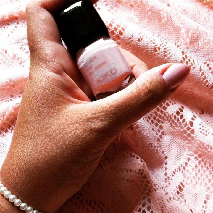 mybeautypedia's tweet photo. Oggi smalto delicato come la mia gonna: il numero 02 dei nuovi #PowerProNailLacquer di @kikocosmeticsIT.Vi piace? http://t.co/UECC241Yt2