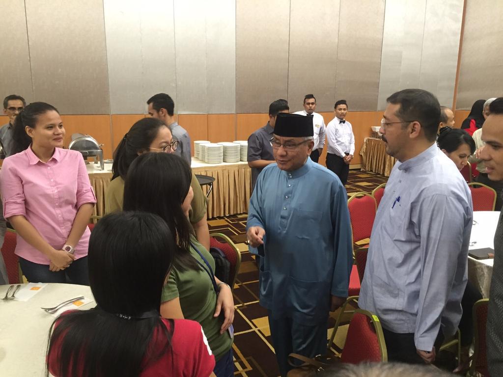 HasanMalekKP's tweet photo. Majlis iftar bersama media Negeri Sembilan. Terima kasih kerana hadir memeriahkan majlis. Alhamdulillah http://t.co/ddV84NnUJi
