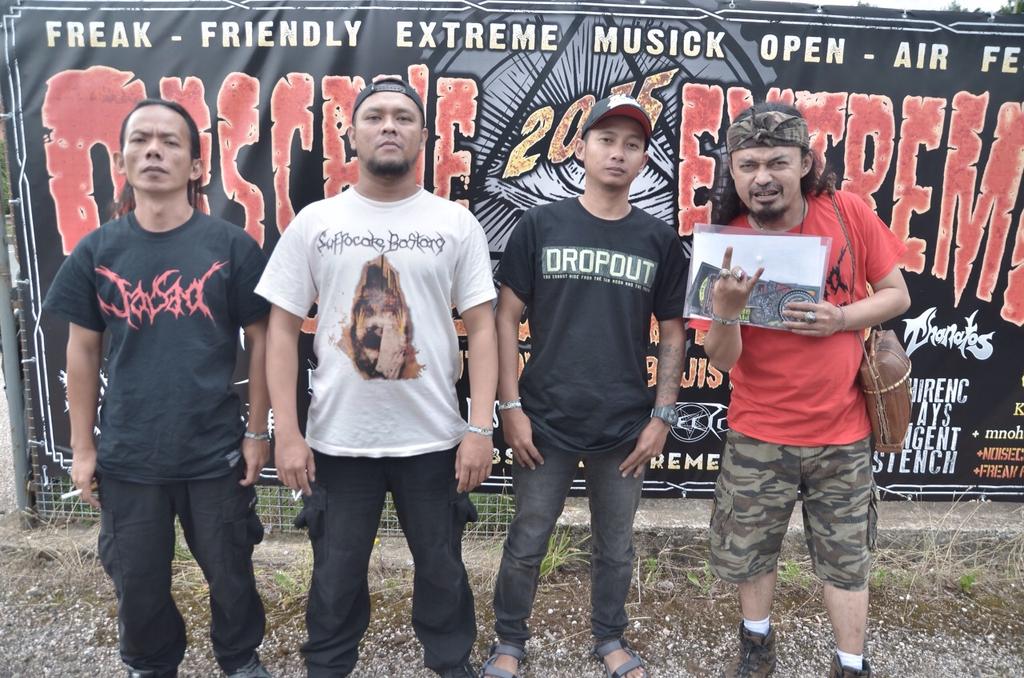 burgerkill's tweet photo. Goodluck boys! \m/ RT @Jasad_bdm: Tiba di
OBSCENE EXTREME 2015
Czech Republik

#PasukanKaruhun
#BandungBlasting http://t.co/LdveKTDlKl
