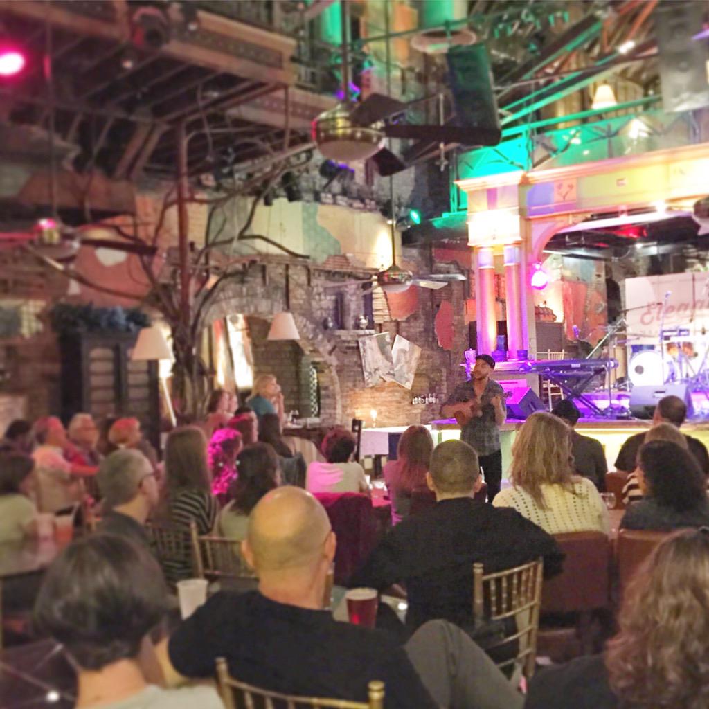 MattSimons's tweet image. A wonderful start to the tour w @bjamesmusic in Minneapolis! Looking forward to tonight in Chicago at @evanstonspace!