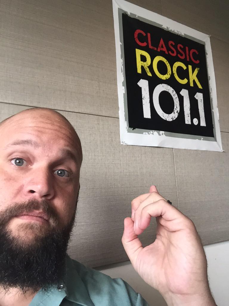 bentonblount's tweet photo. Would you listen to me on the radio if I was on daily? #askbenton http://t.co/wH1BwpwhrO