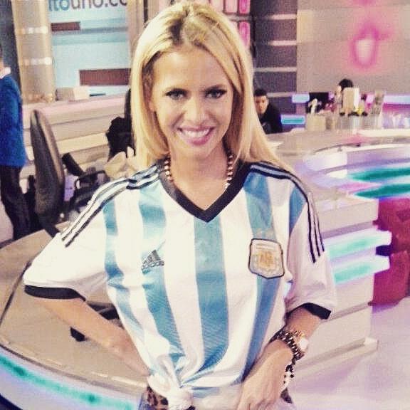 9 de julio. Día de nuestra independencia! #diadelaindependencia #argentina ??☺ http://t.co/pTI5yZBnq