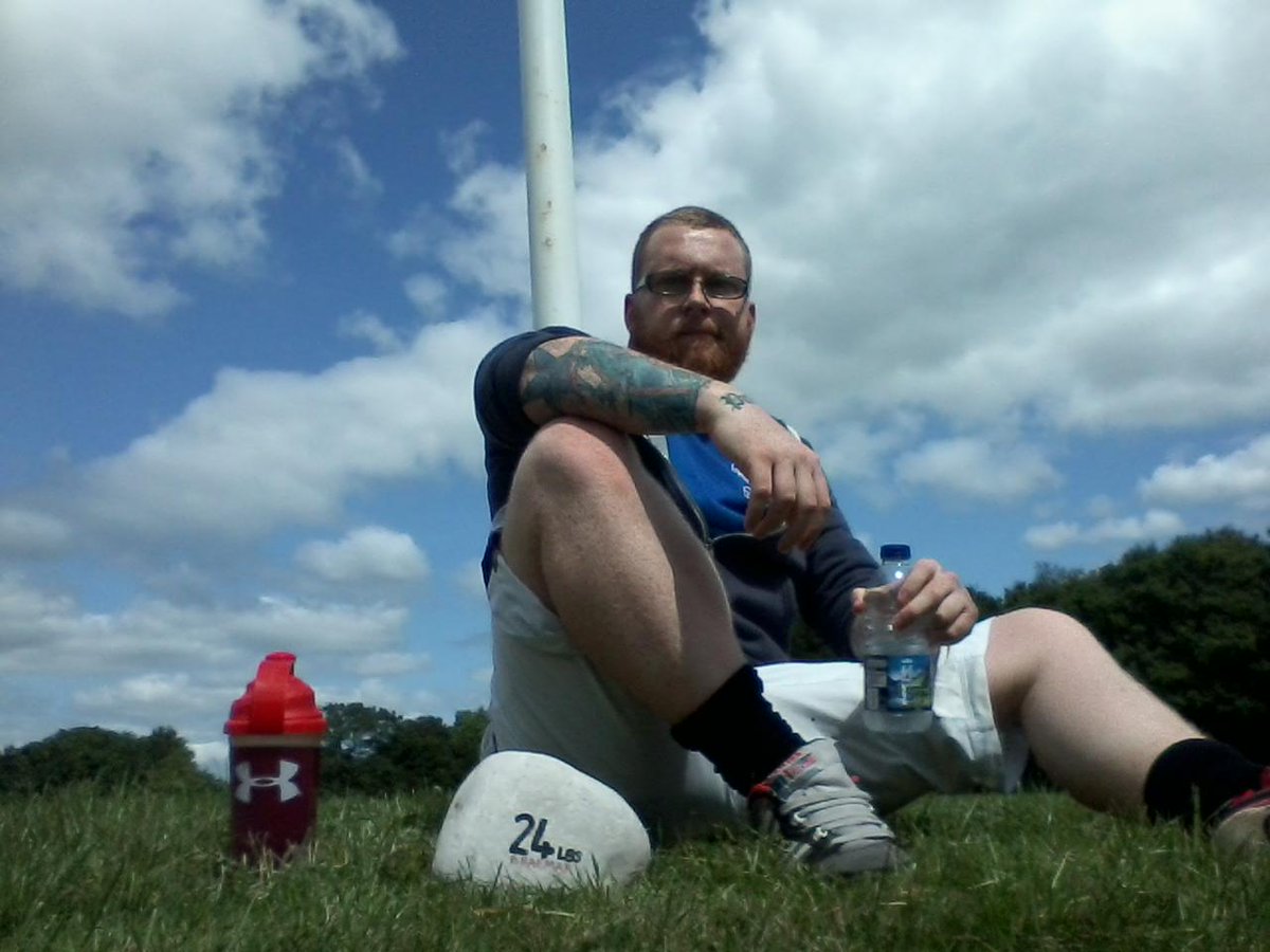 JonKEMPY's tweet photo. Getting a sweat on throwin' #BraemarStone @matSOawesome #hviii #eyesontheprize #shotput #highlandgames #ThrowingLAB http://t.co/yygFjkhDRH