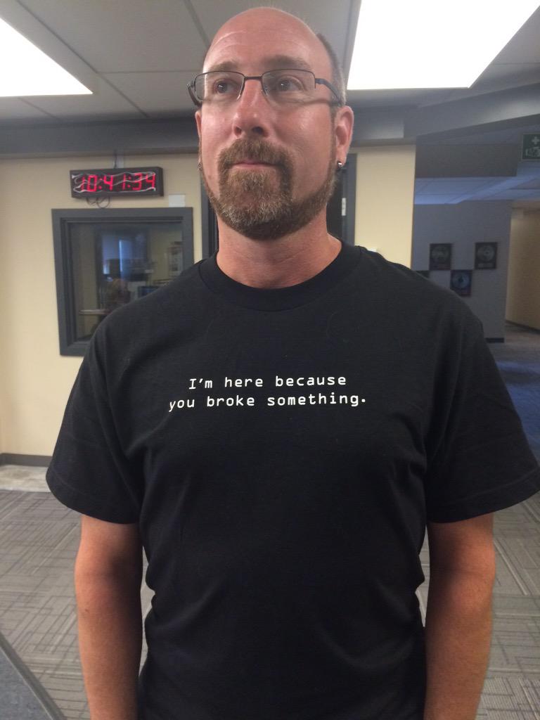 Alex_K_Black's tweet photo. Life of an IT expert in radio. @1310news #webreakstuff #ottawa http://t.co/jSwbZCyYJb