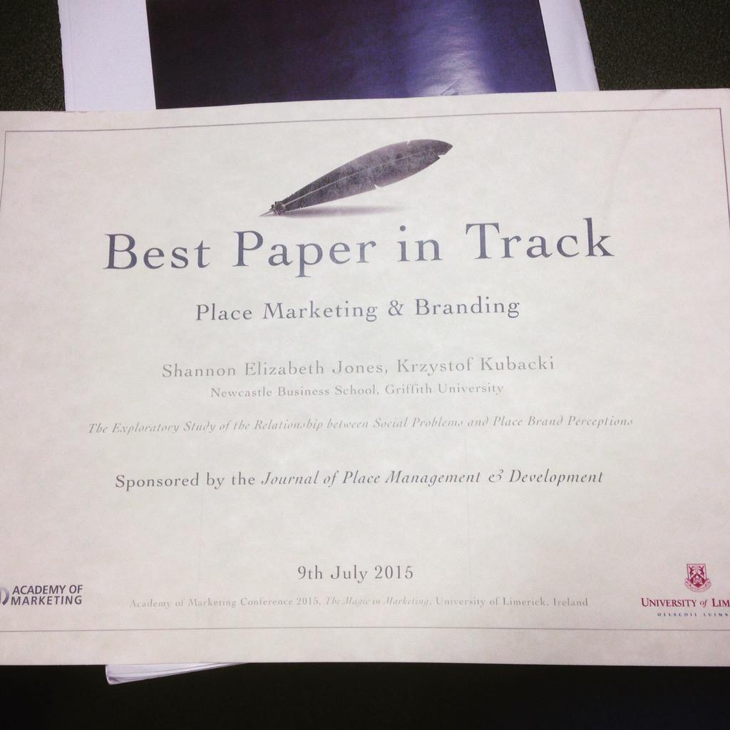 EllieJonesPhD's tweet photo. Thanks @Acad_Marketing and @EmeraldMkting nice surprise to wake up to! #AmCon2015 #magicinmarketing #bestintrack http://t.co/YcudDPt3BQ