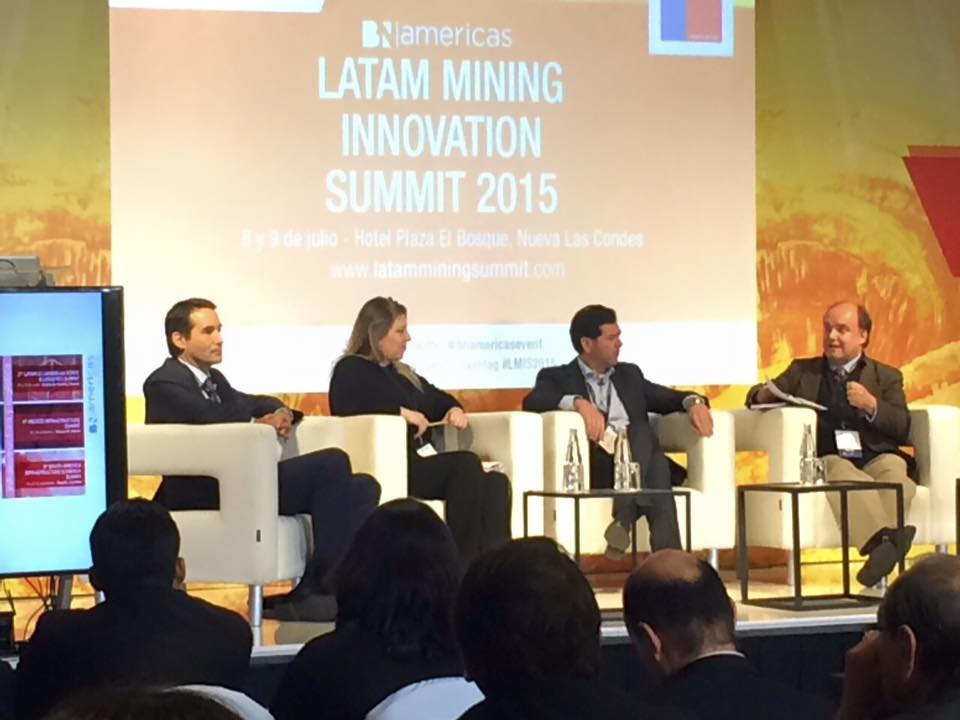 bnamericasevent's tweet photo. Panel de discusión: Financiamiento en época de bajos precios #LMIS2015 http://t.co/GATiCHj2rA