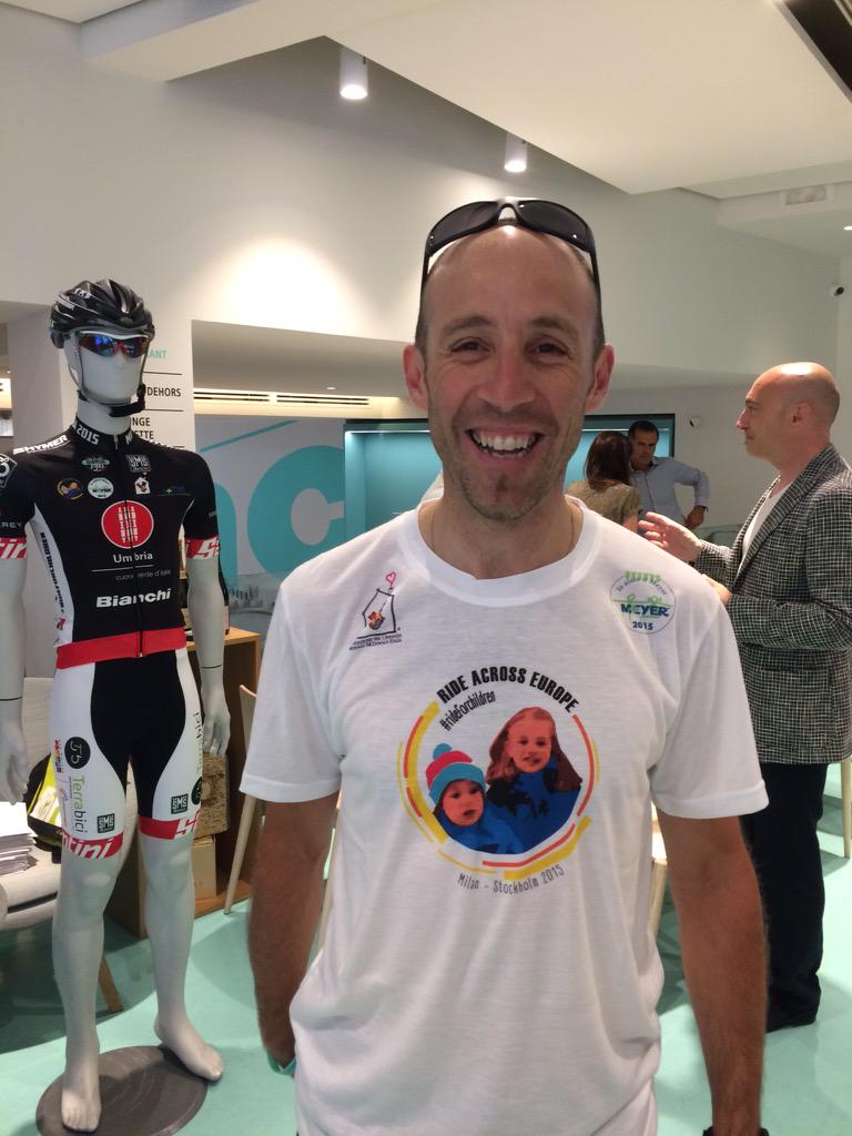 ConcettaBonaldi's tweet photo. #rideacrosseurope #fredmorini #pedalata #milanostoccolma @rivistaciclismo http://t.co/fW4btKtrLI