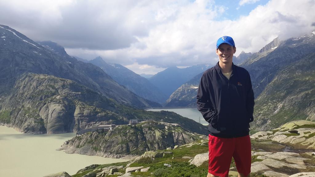 TaylorWasko's tweet photo. @rogerfederer We stopped in Basel and drove thru your beautiful country today. Hope it brings you good luck tomorrow. http://t.co/w6QiNdAhnY
