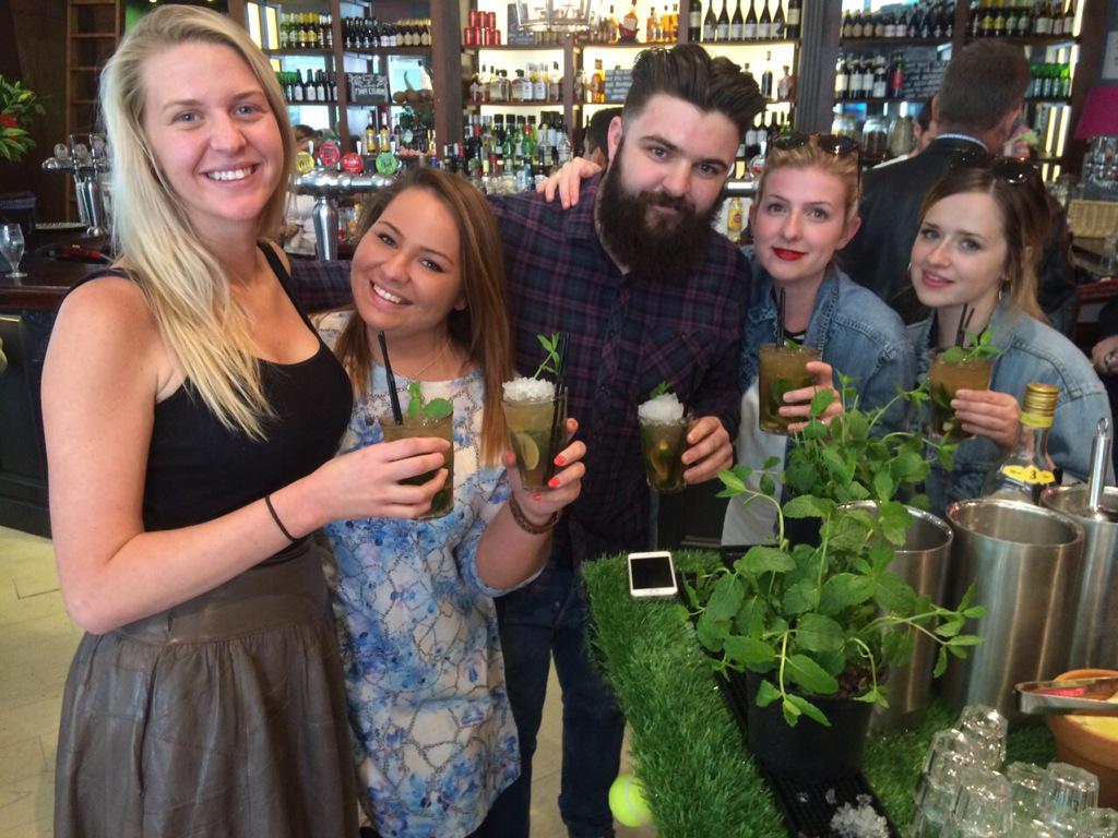 BullWestfield's tweet photo. Another round of #mojitos made by our brilliant guests!! #summerfestival @GeronimoPubs http://t.co/4vD8E49LBV