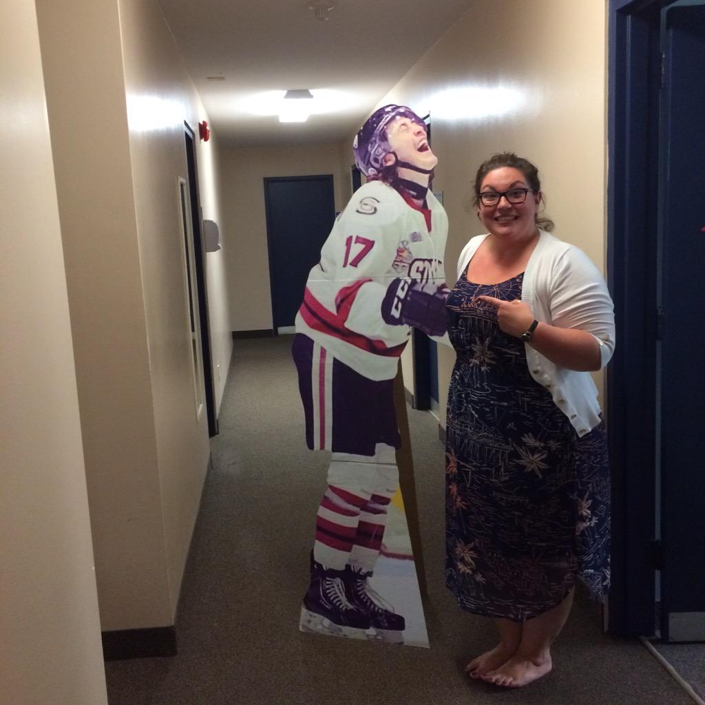 danirae713's tweet photo. @livefornight @Storm_City @tylerbertuzzi Best birthday present ever! #brothers #guelphstorm #cardboardcutouts http://t.co/HtN5J1NtfI