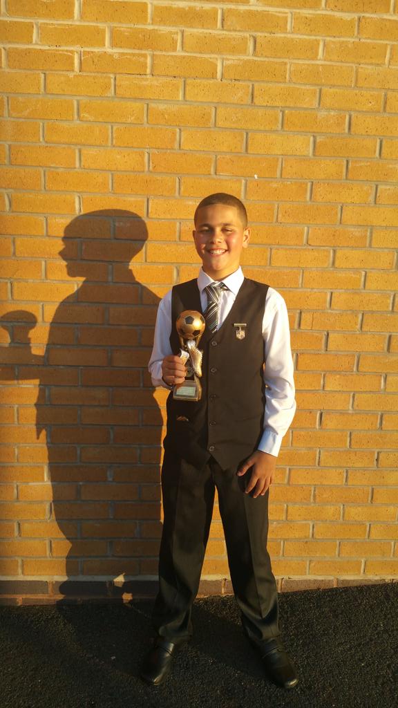 AstonPrimarySFA's tweet photo. Congratulations to Kye Lemathy - @AstonPrimarySFA Player's player of the year 2014/15 #welldeserved #astontogether http://t.co/OtTfeGBCLi