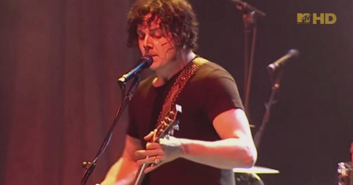 Happy 40th Birthday Jack White! Watch a sizzling, pro-shot The Raconteurs set from 2008  