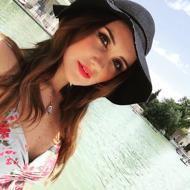 DulceMariaND1's tweet photo. @DulceMaria 😂❤️ em #Madrid estás linda ❤️ http://t.co/Aey61heSTj
