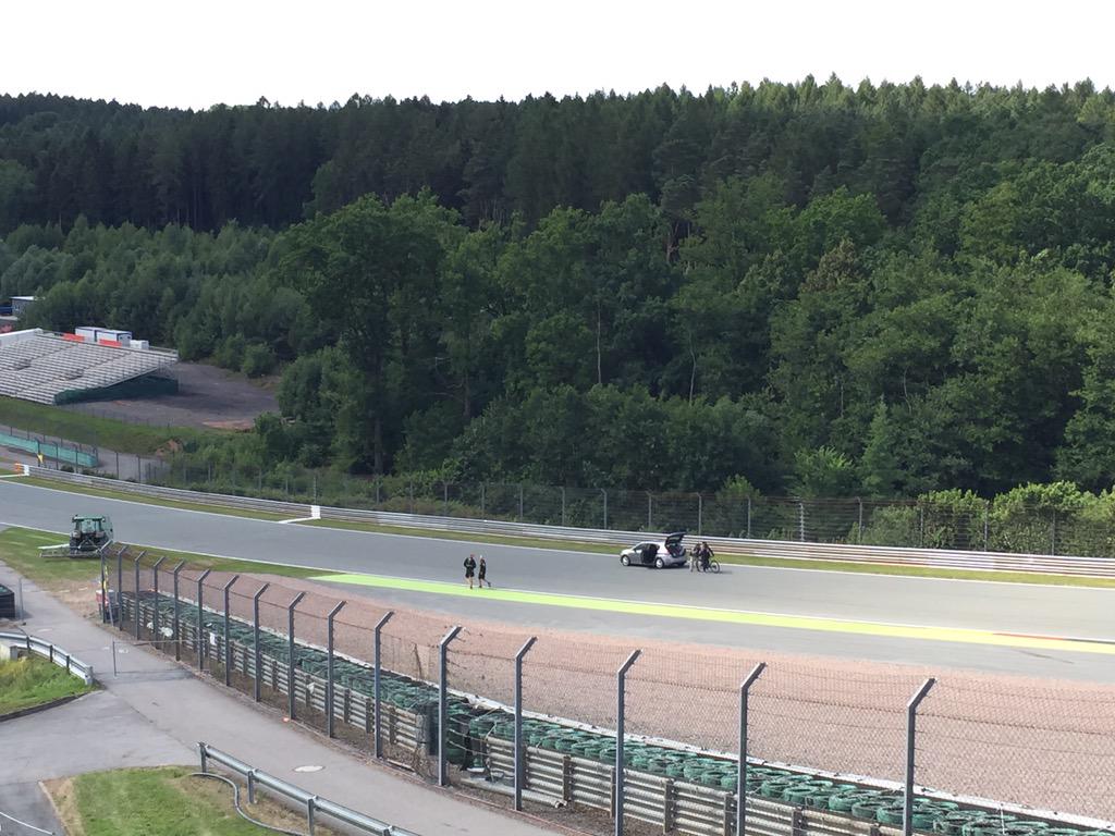 karento69's tweet image. Desde el circuito de SACHSENRING  en Alemania @MariiaHerrera_6 como muchas ganas de seguir progresando.Gasss M6ria