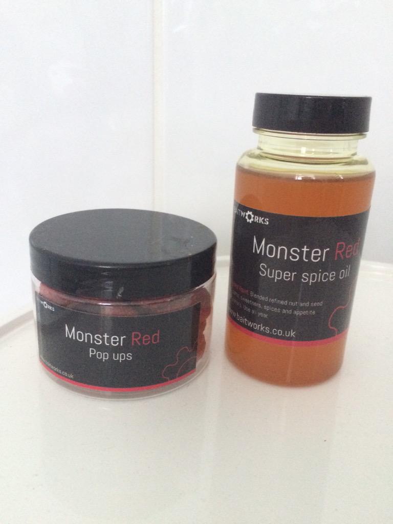 sc0ttd0g's tweet photo. It's arrived @gen1074.@Baitworks many thanks for the fast delivery. #chunktime #ASTfisheries http://t.co/1HQ84VeddE