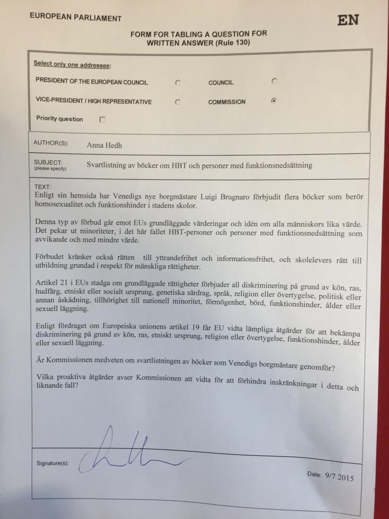 HbtqsSverige's tweet photo. Då Venedig förbjuder böcker om #homosexuella och #funktionshindrade agerar @socialdemokrat @AnnaHedh #svpol #lgbti http://t.co/KpdsdvqUVV