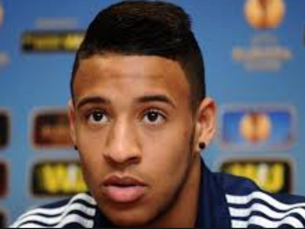 PlayFav's tweet image. Rt tolisso.                            Fav lemina