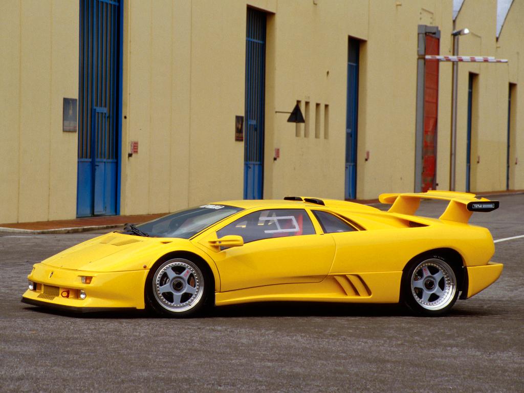 VeoAutos's tweet photo. #Lamborghini #Diablo #SE30 #JotaR 1995 @Lamborghini @Lambomadrid http://t.co/49XRnL5zTt