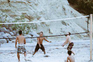 cfbg_dyltricks's tweet photo. Beach Ball Champs! 😂 #Shmex http://t.co/gBP5DoGRLU