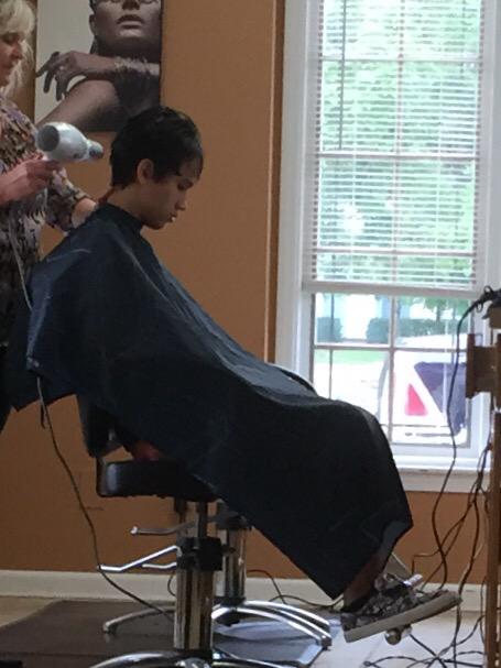 RealLifeOfDrew's tweet photo. Getting that fresh cut rn http://t.co/CR6U6lHIXF