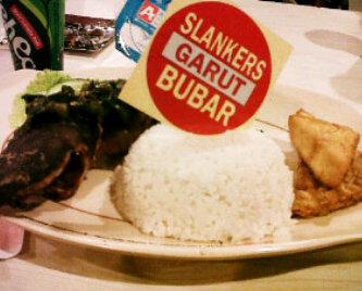 eLJulliant's tweet photo. Slankers garut BUBAR tgl 12 juli 2015 @cafe_kupansa . Smoga sukses acranya @SFC_Garut http://t.co/f5rzhoZBX0