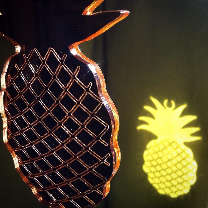 Eleanor_Stuart's tweet image. Pineapple shadows in the sun, beautiful engraving on one of our favourite new #Christmas products #ChristmasInJuly