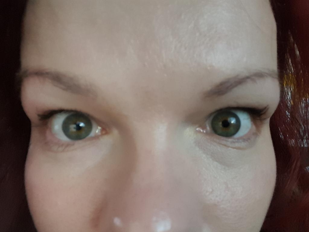 Little_Baby_Bat's tweet photo. I see you 
#GreenEyes #EyesWideOpen http://t.co/cR3j1gM9P3