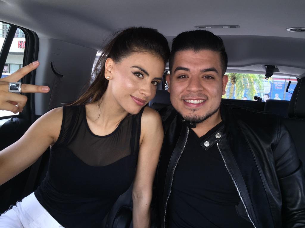 jessicacediel's tweet photo. Hoy preparándoles una súper sorpresa con @jnoeltorres para @SalyPimientaHD 😁😝💯✔️🎥😉🌹 http://t.co/WNRWPsw3a4