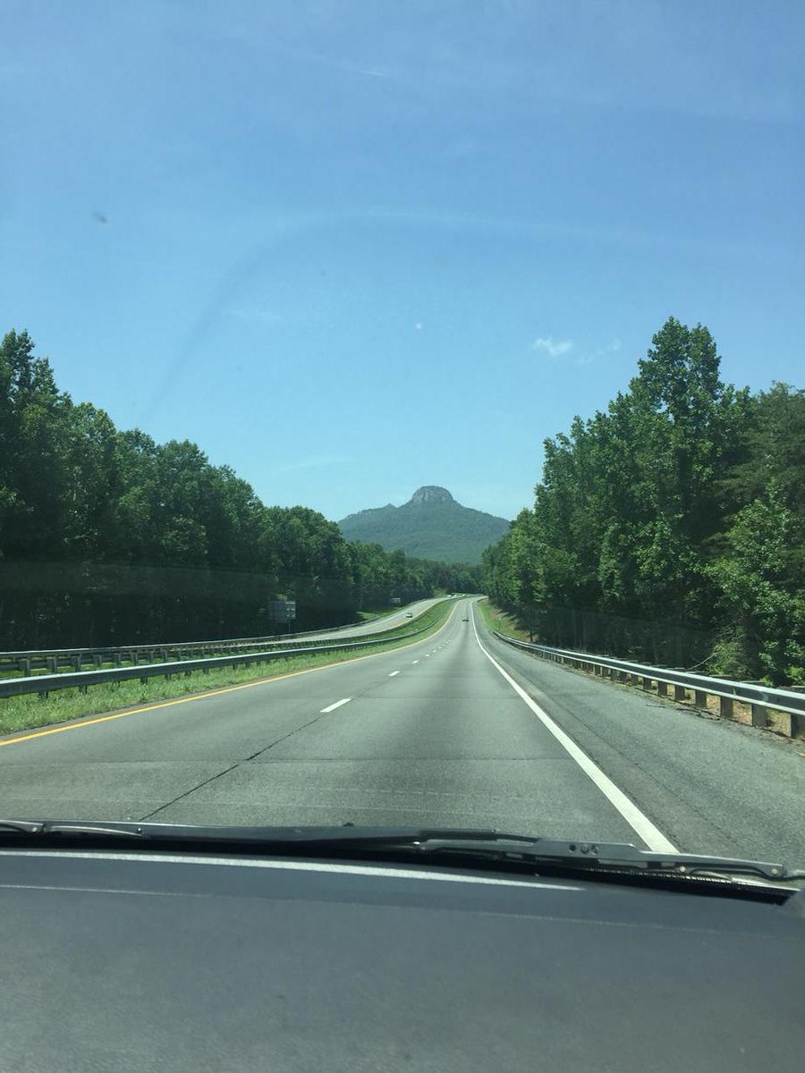 watchhouseband's tweet photo. Always love this part of the drive #pilotmtn #nc http://t.co/bQ27as8xZ0