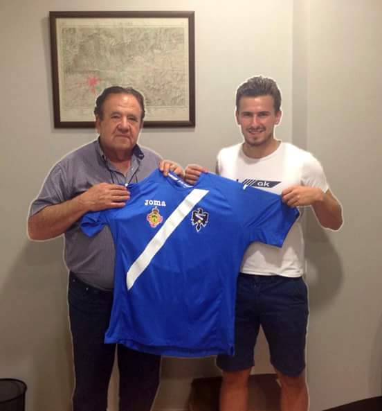 elprimerfichaje's tweet photo. ÚLTIMA HORA | Luque @juanjoluke nuevo fichaje del Manzanares CF procedente del @formacvillarrub. Vía @juanjoportales http://t.co/OLwH1rntSt
