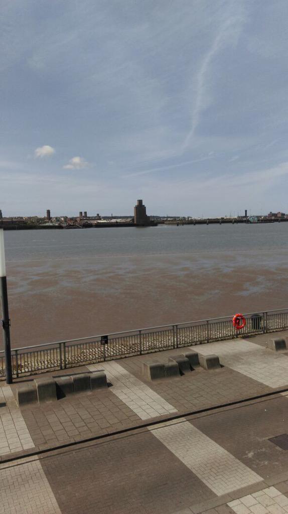ENT_AudsNews's tweet photo. Oooooooh #baco2015 with these views you really are spoiling us! #seaview http://t.co/OkflhqC3wt