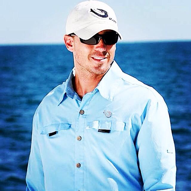 ELPESCADOR_SA's tweet photo. La mejor ropa para pesca, con tecnología De secado rápido, y protección solar. #mojosportswear #modasv http://t.co/hIxHlwR6Zq