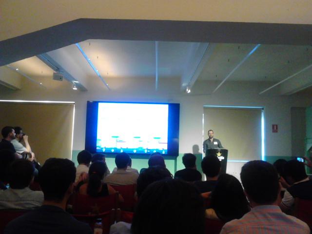 txescu's tweet image. En @j_gonfer presenta la seva @B2BApp a l&apos;#ACBarcelona. @appcircus @EstrellaDammCat @APPS4BCN @CatalunyApps