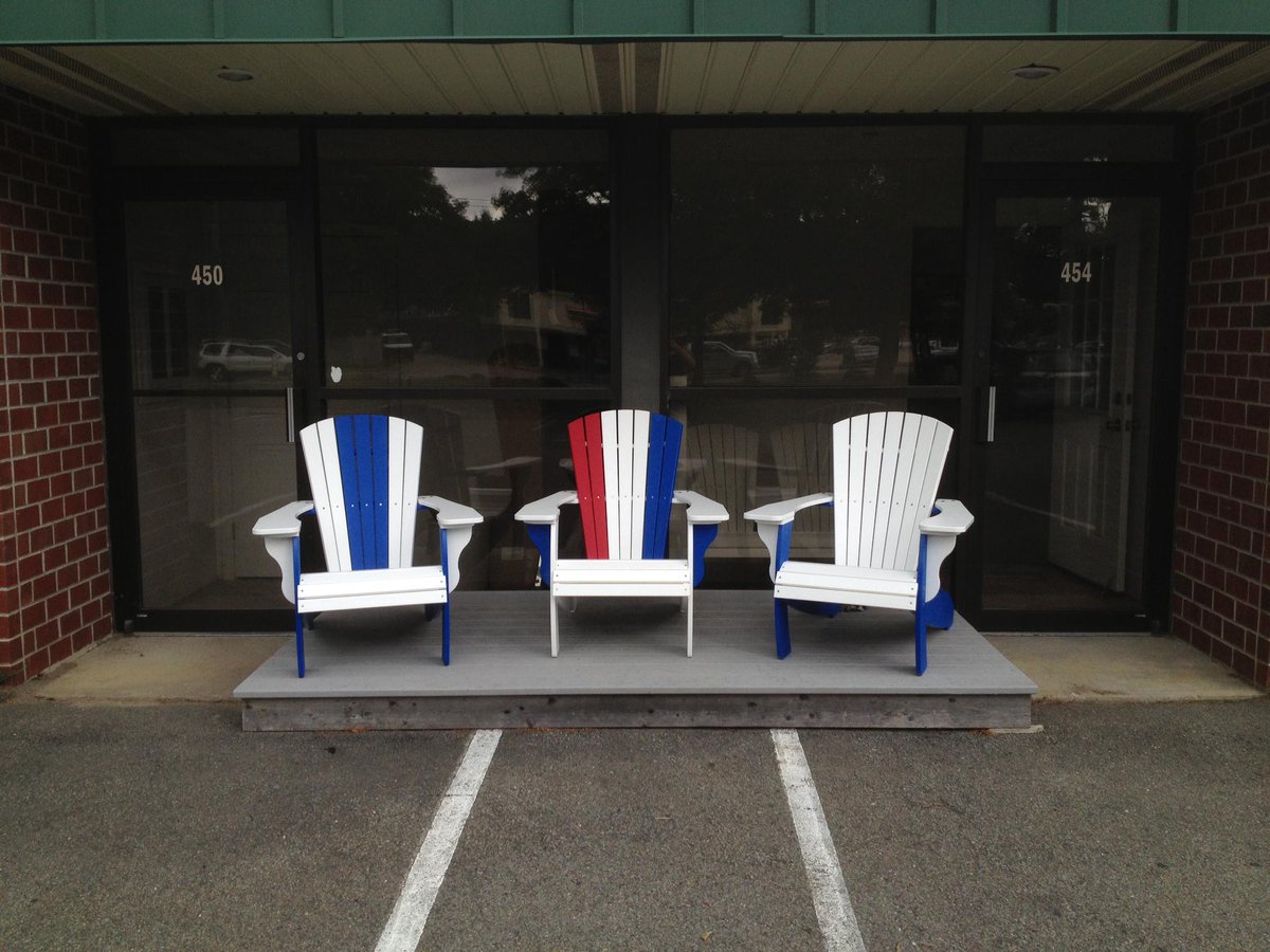 SituateChairCo's tweet photo. #TBT to last week's #FourthofJuly #redwhiteandblue #situatechaircompany http://t.co/XC9nLfFXnl
