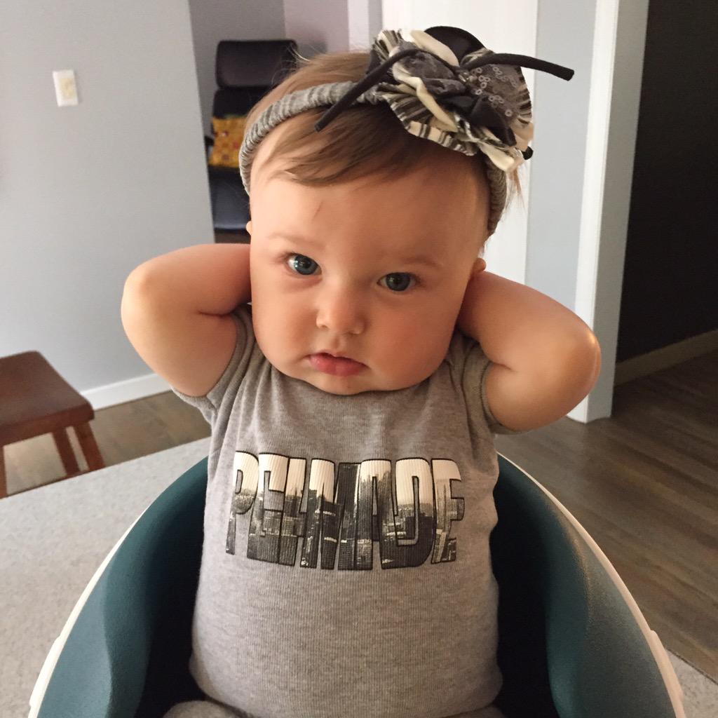 katepakler's tweet image. My niece Reese! Just flexin. #pghmade #bornindaburgh @PhishVanGundy @PghPhanner @pGhMade