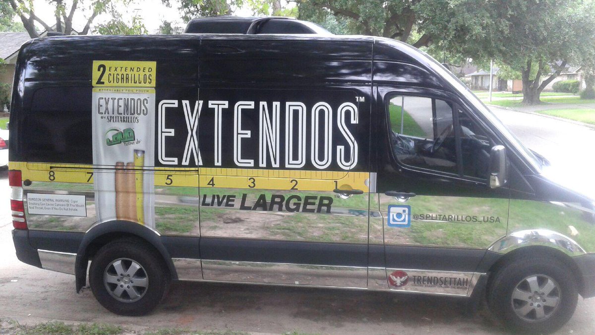 extendos_USA's tweet photo. Part of the fleet of Sprinters that deliver Extendo goodness all across the country. #Extendos #LoudTurntup http://t.co/MdTkxfK55Y