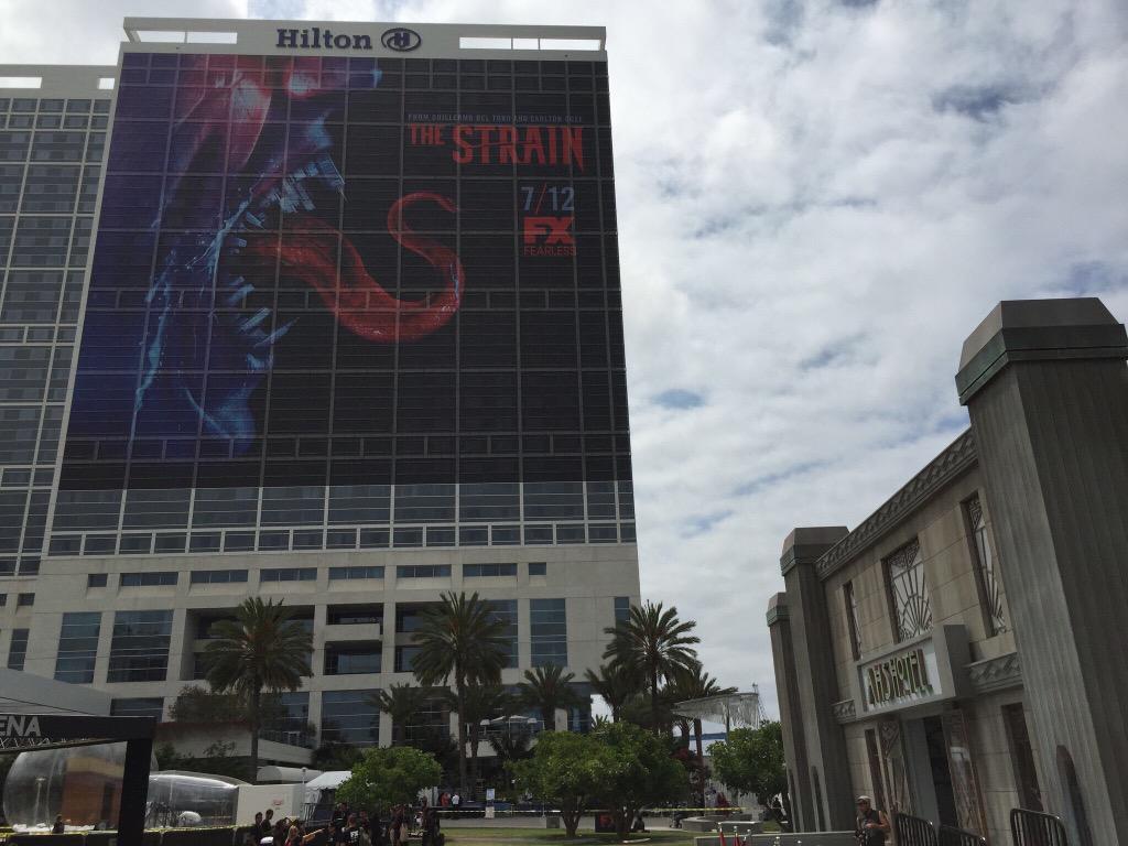 TheStrainFX's tweet photo. Can you survive #TheStrain at #SDCC? Check out the FX Fearless Arena at Comic-Con! #FXSDCC http://t.co/6dXQyr4WO0