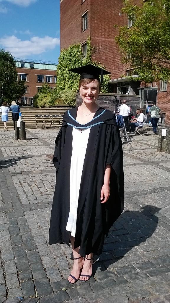 _JessVisser's tweet photo. Today was a great day! #UoBgraduation http://t.co/8k6Kmbuo0W