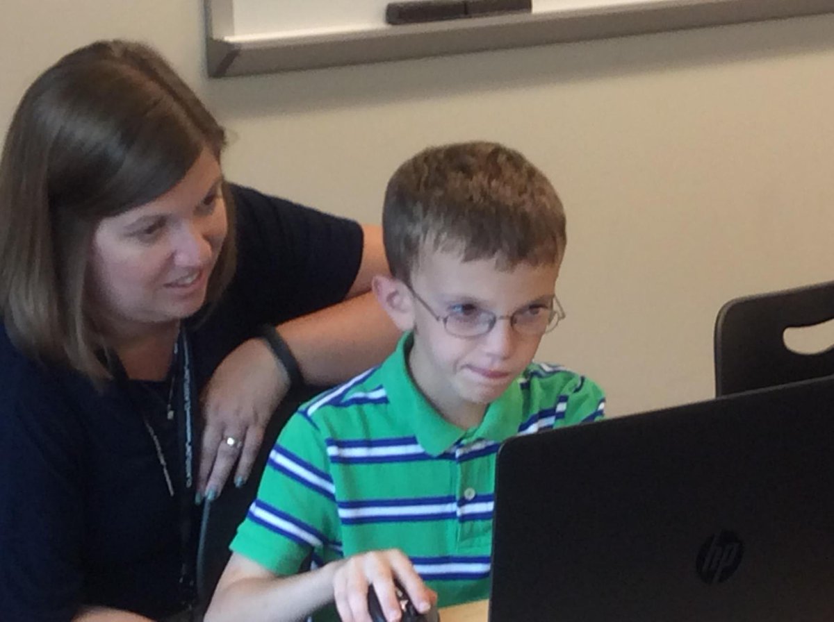 SernaDebby's tweet photo. Young Minecrafter
#EVSCEREV15 #inelearn http://t.co/4q40NBMZSq